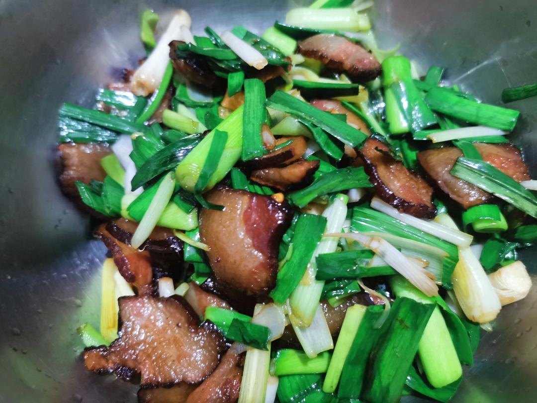 蒜苗炒腊肉