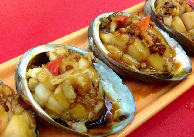 蒜香蚝汁鲍鱼宴客大菜的全部作品