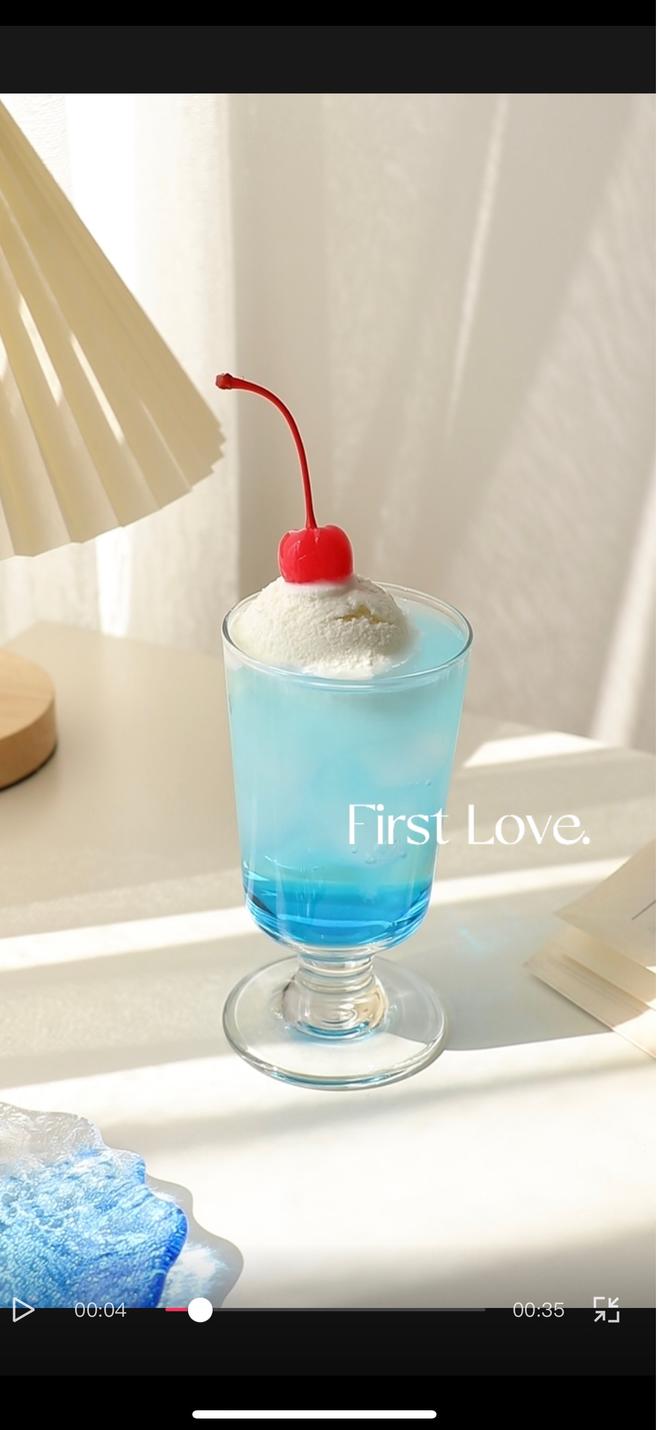 冰淇淋气泡水💙First Love初恋同款的做法