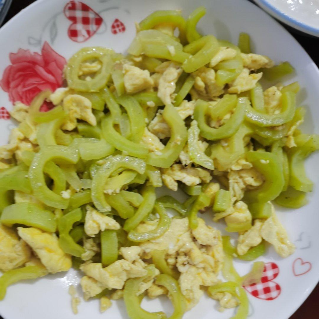 苦瓜炒蛋