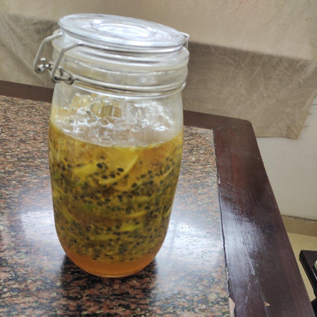 排毒养颜 自制柠檬蜂蜜百香果🍋不定期更新作品和好喝的搭配🥤