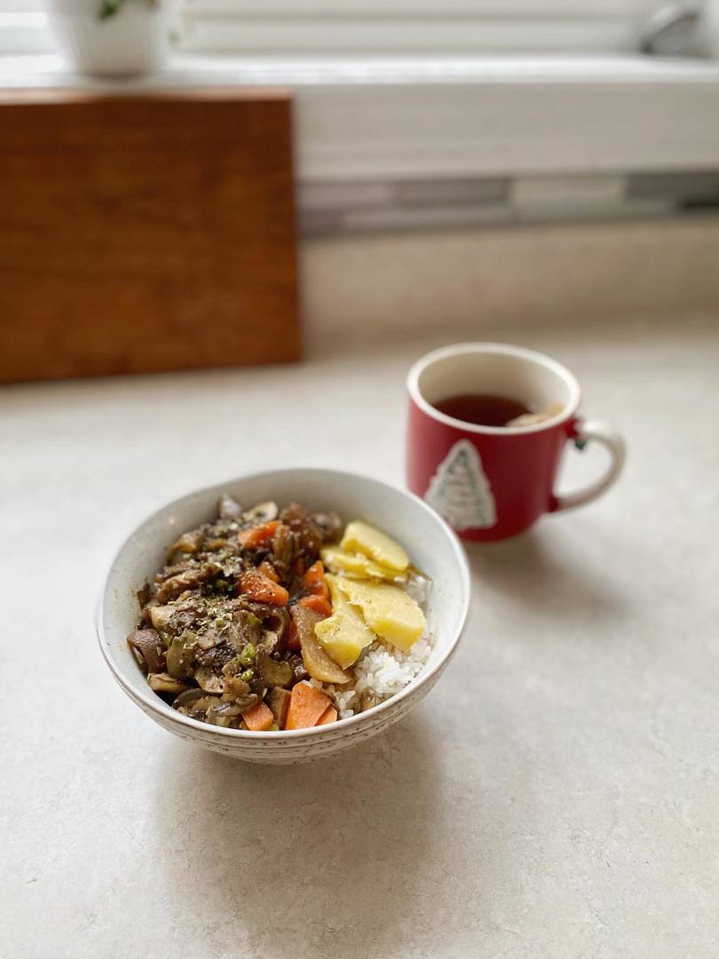 日式杂菌鸡肉炊饭