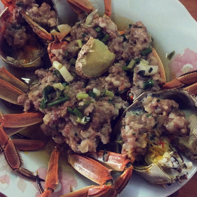 大闸蟹蒸肉饼