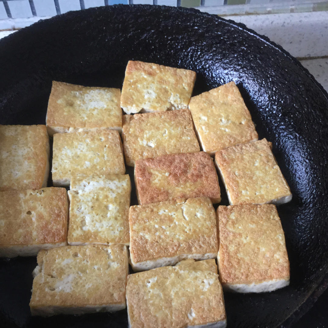 香煎豆腐(烧烤铁板味)