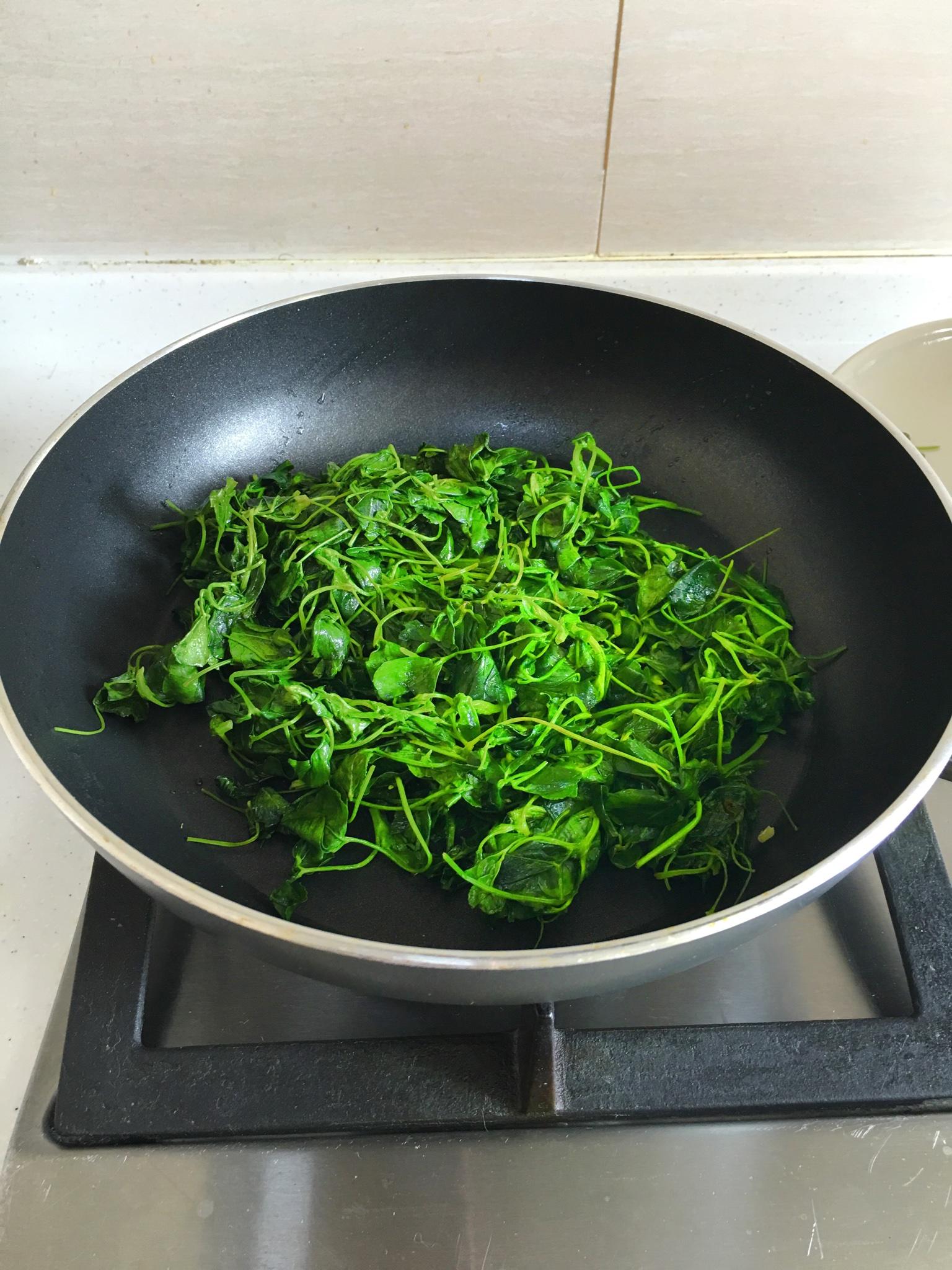 生煸草头（上海家常菜）的做法 步骤1