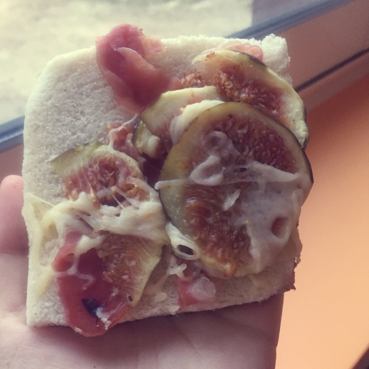 无花果培根三明治