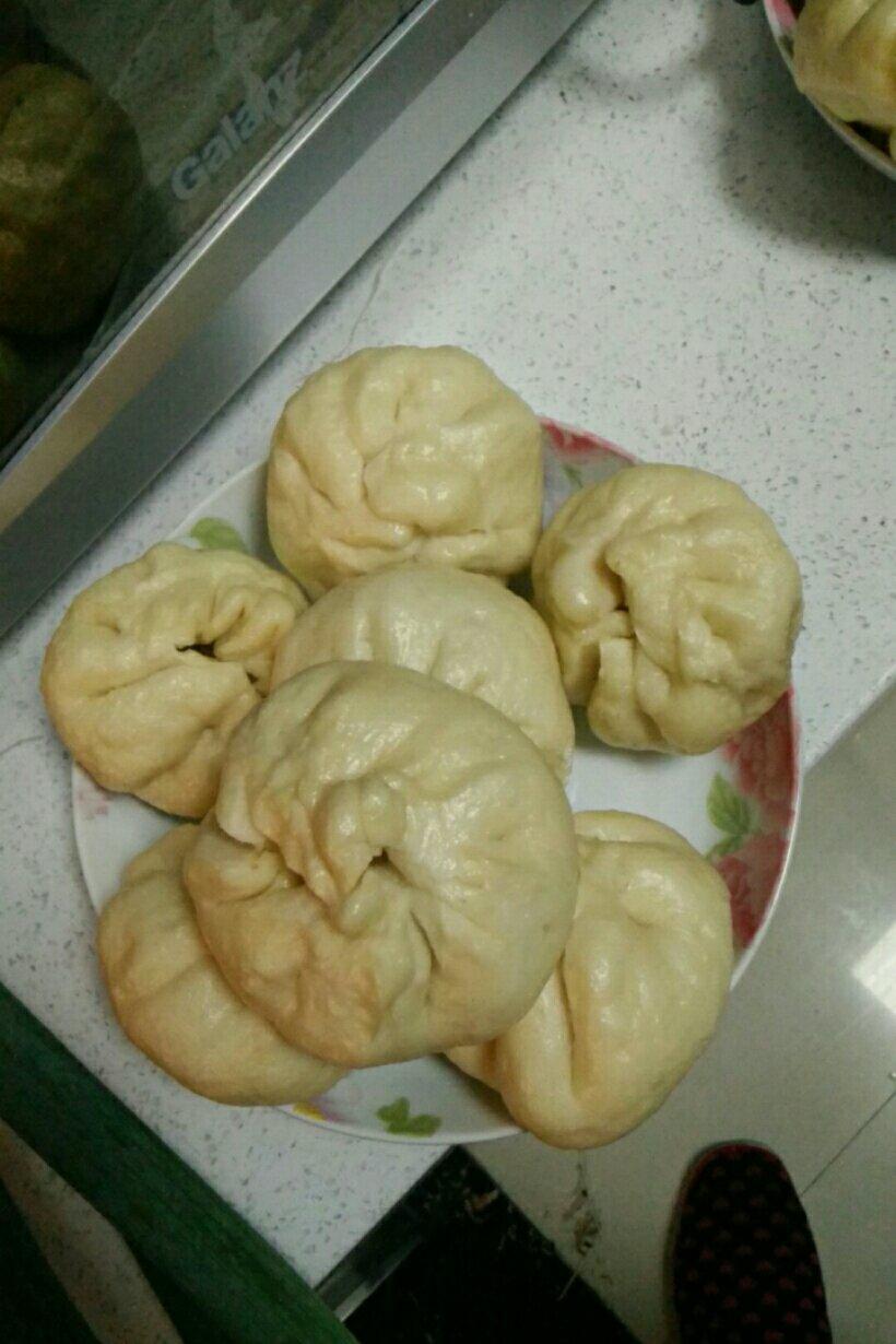 奶奶的白菜粉条包子