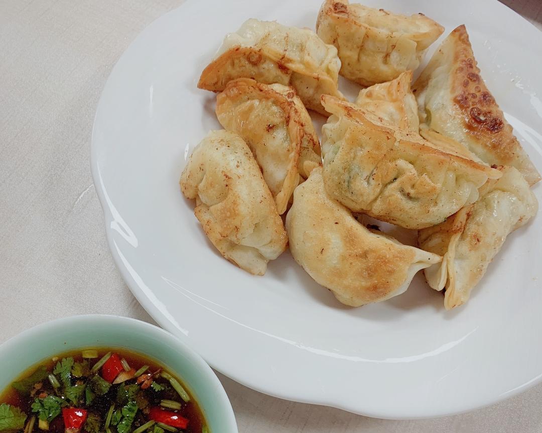 芹菜猪肉饺子