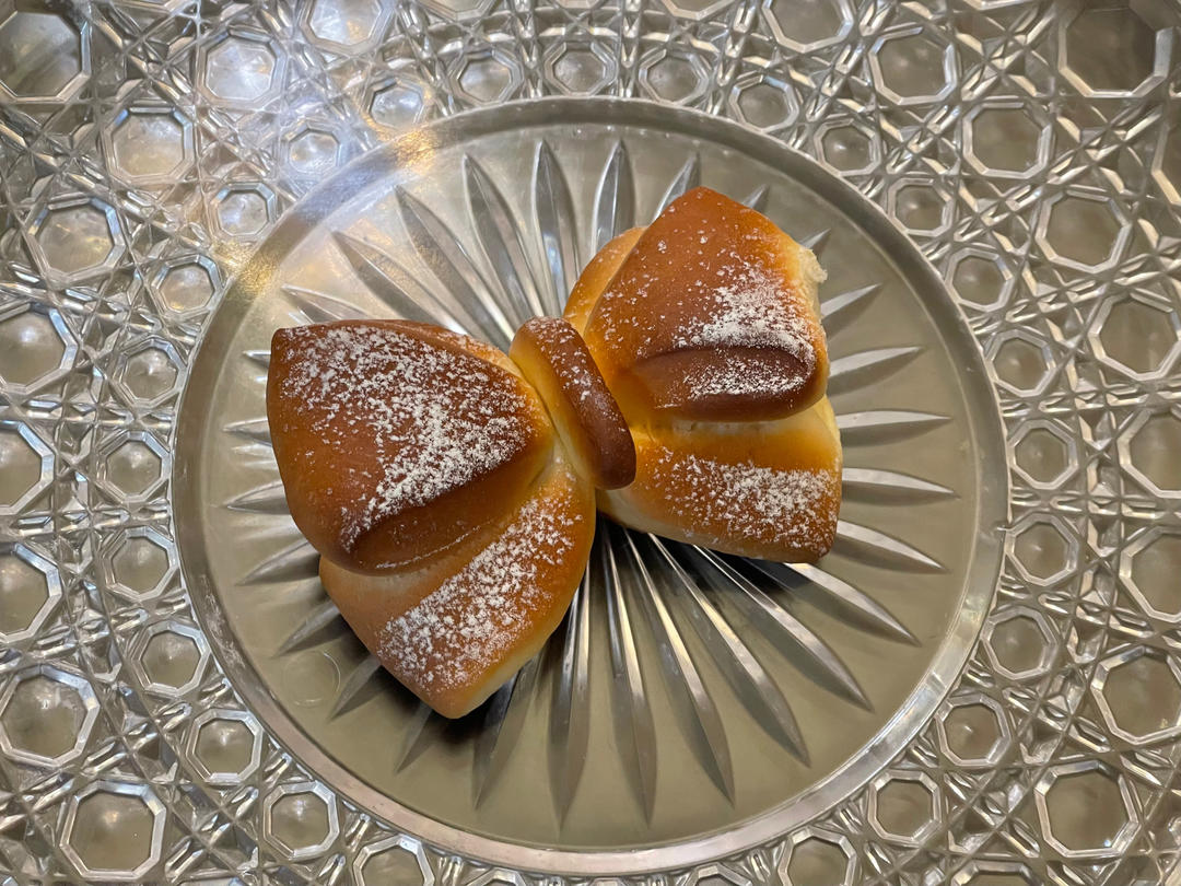 老夫的少女心蝴蝶结面包