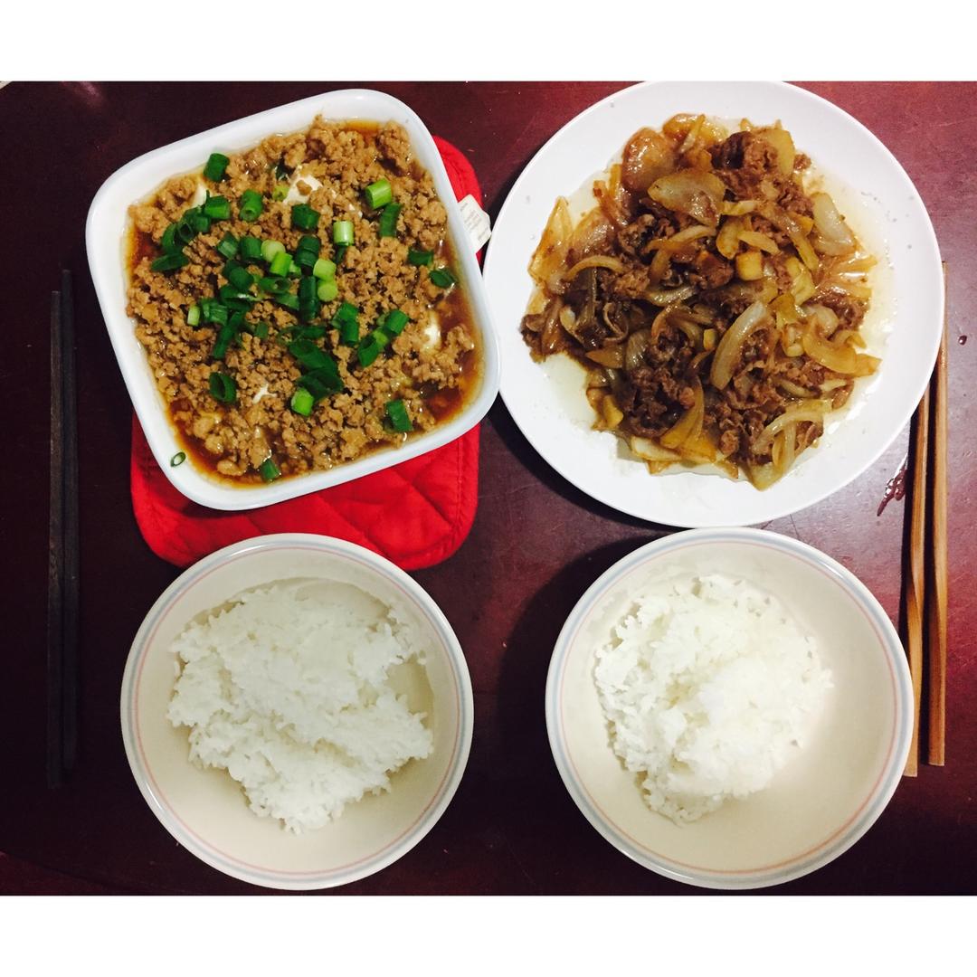 洋葱炒牛肉