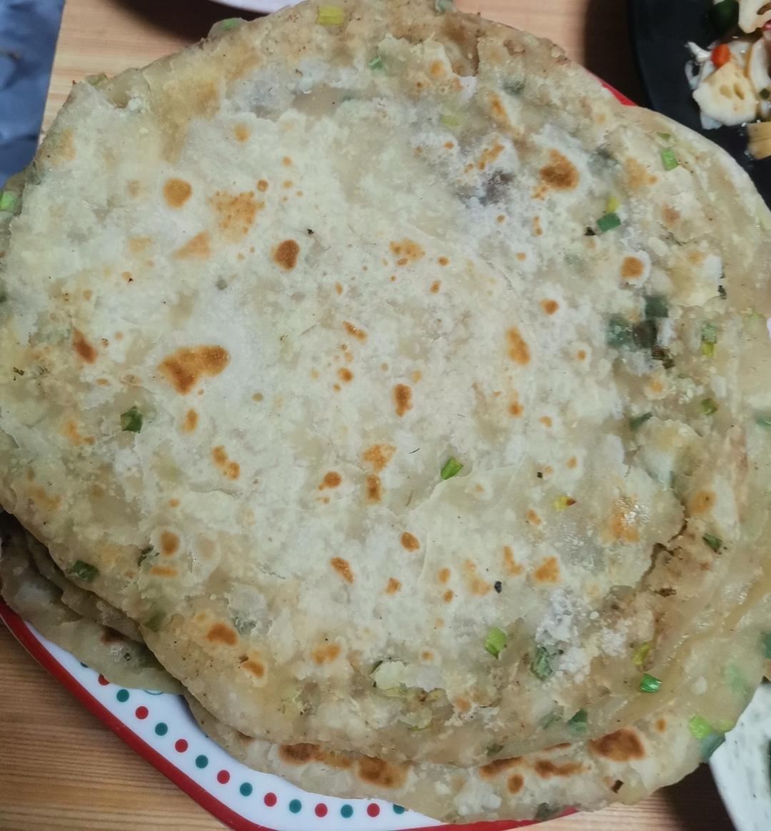 烙饼时，切记不要揉面，教你详细做法配方，不干不硬，外酥里柔软