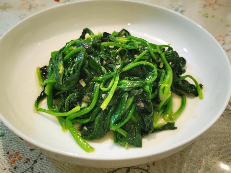 清炒菠菜