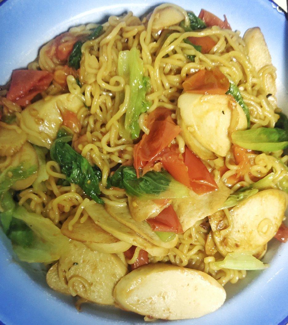 秒杀路边摊的炒方便面