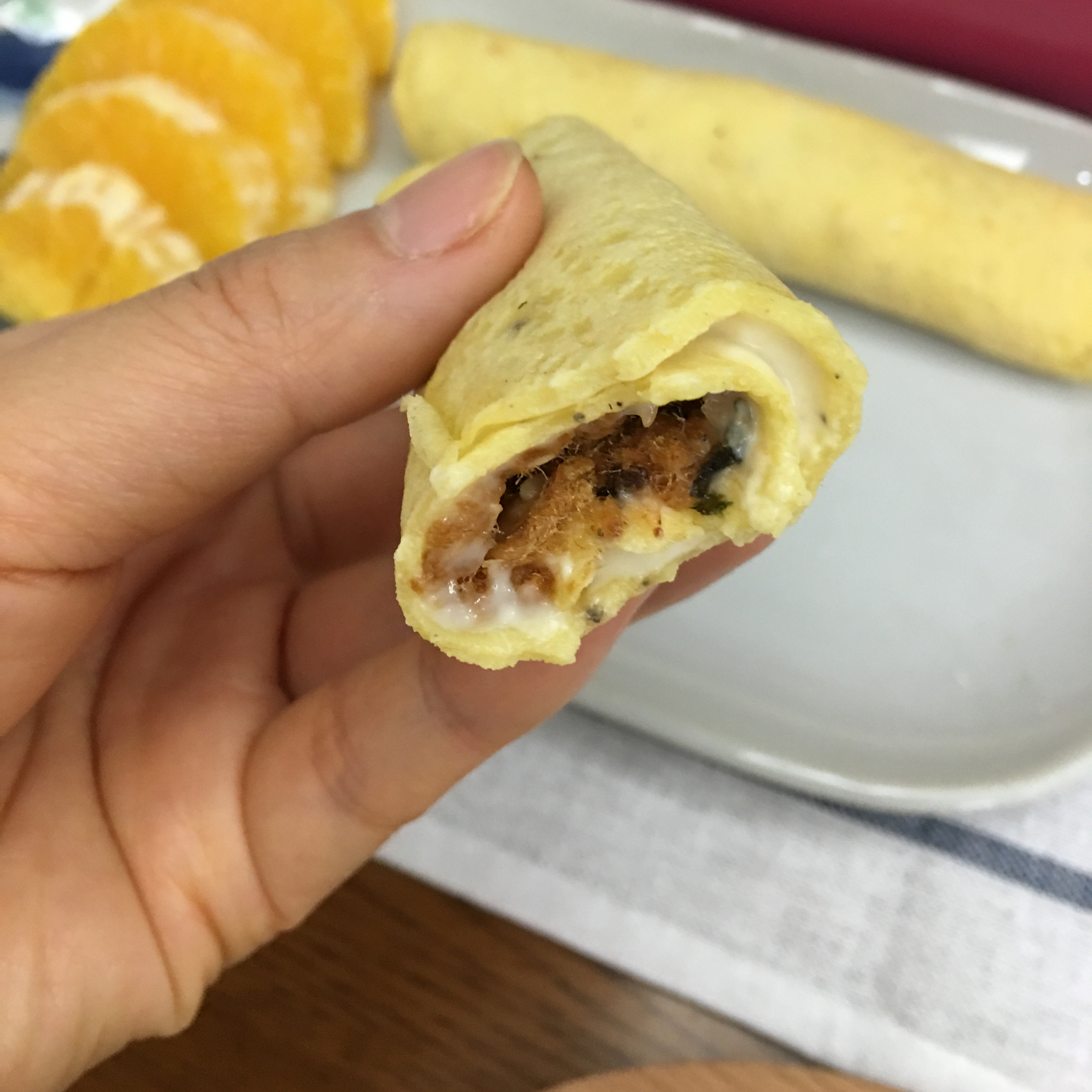 麻辣肉松鸡蛋饼