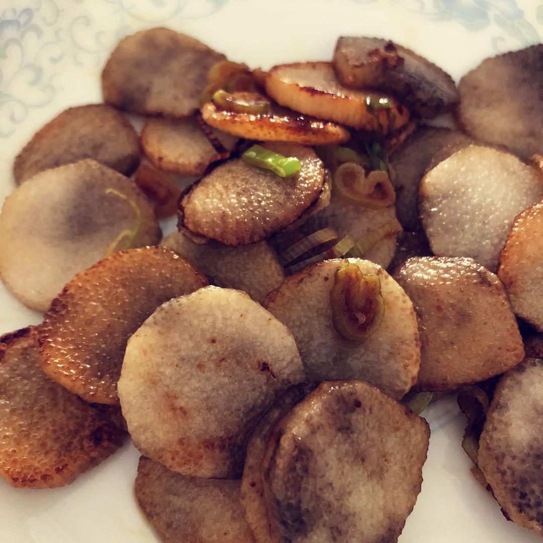 老板，来份煎山药。