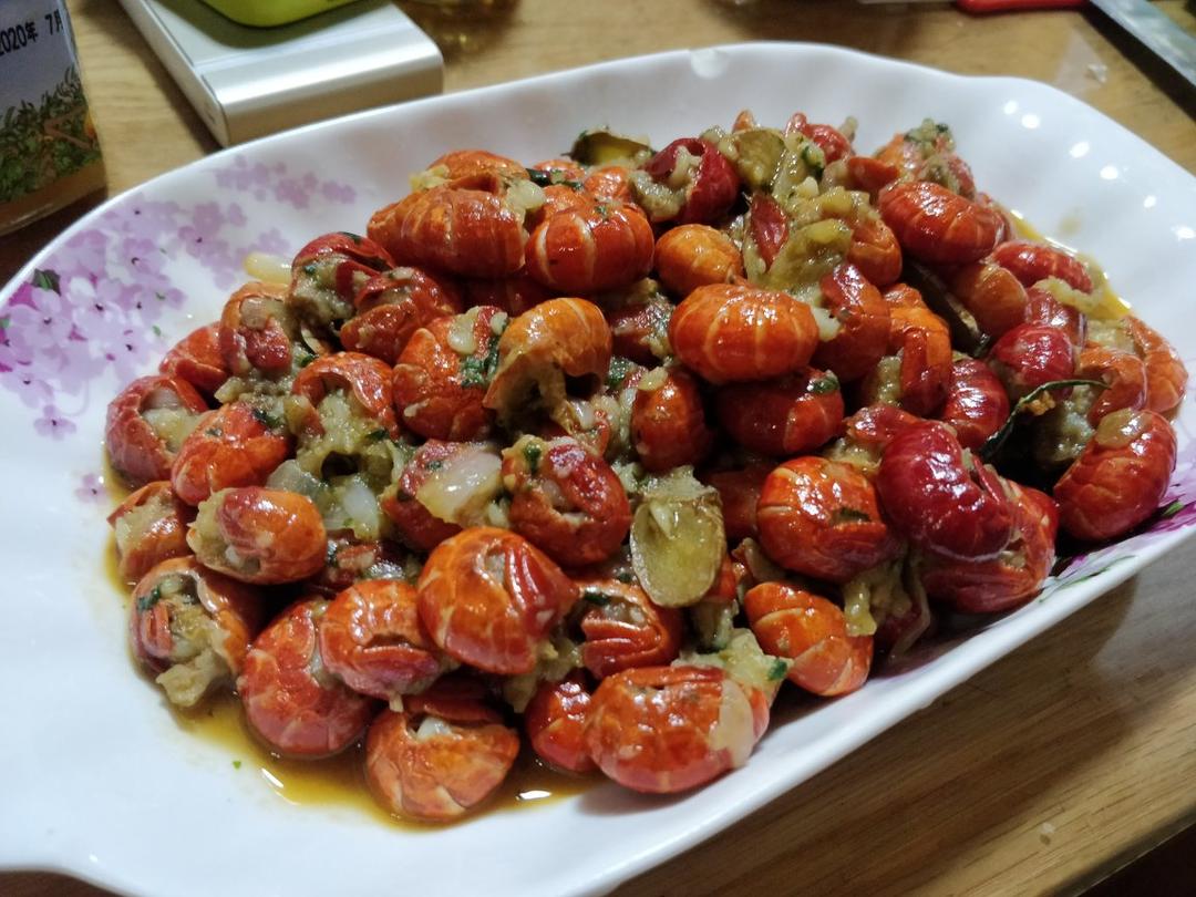 蒜香龙虾尾
