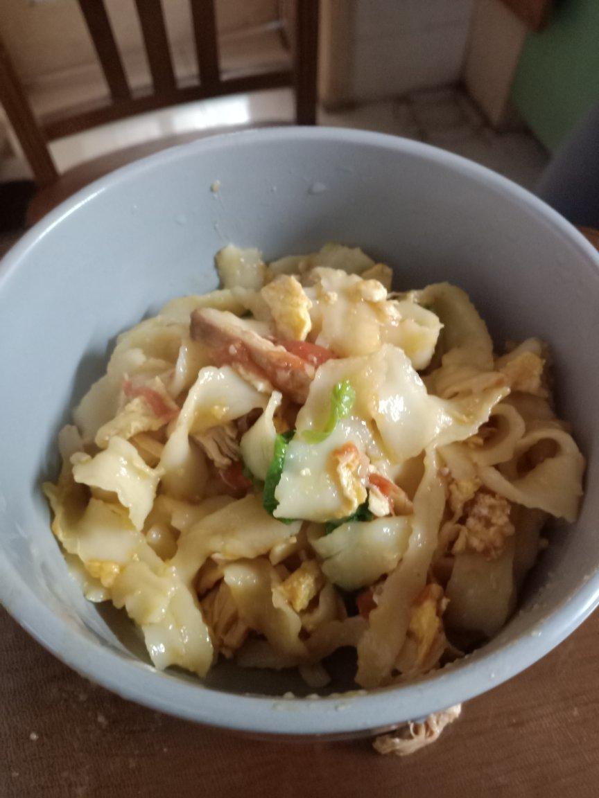 番茄鸡蛋炒面片
