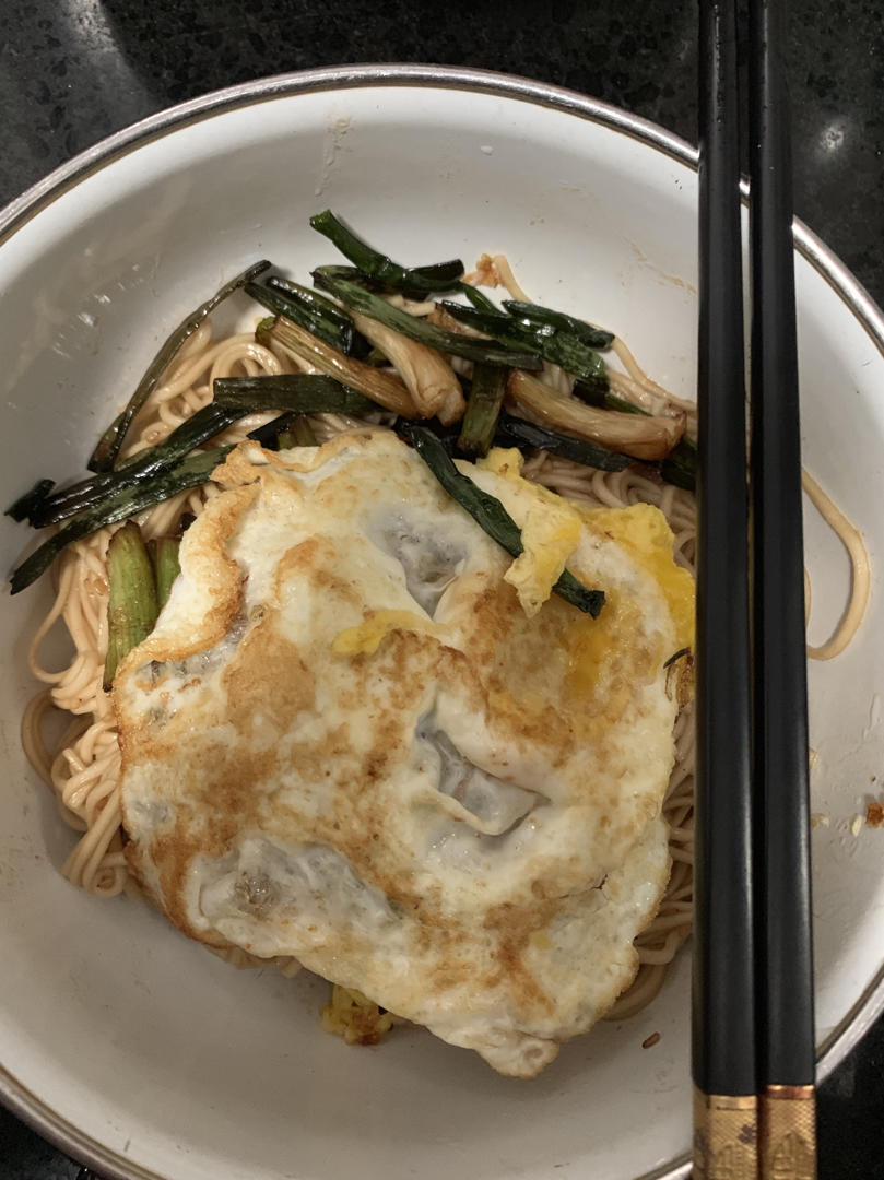 🍜向往的生活葱油拌面🍳（超详教程:炸葱油不分层的秘诀💯）👯