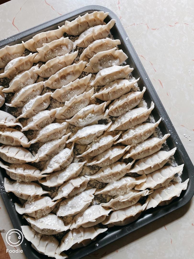 手工揉面三分钟，又韧又薄又好包的饺子皮