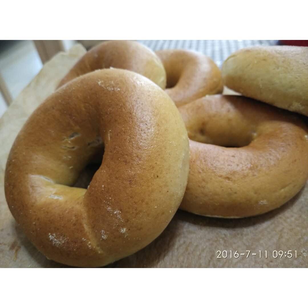 天然酵种全麦贝果