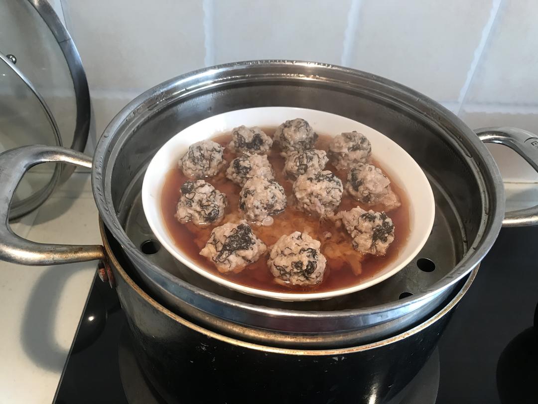 【百合花开】营养全面——发菜肉丸南瓜羹的做法 步骤3