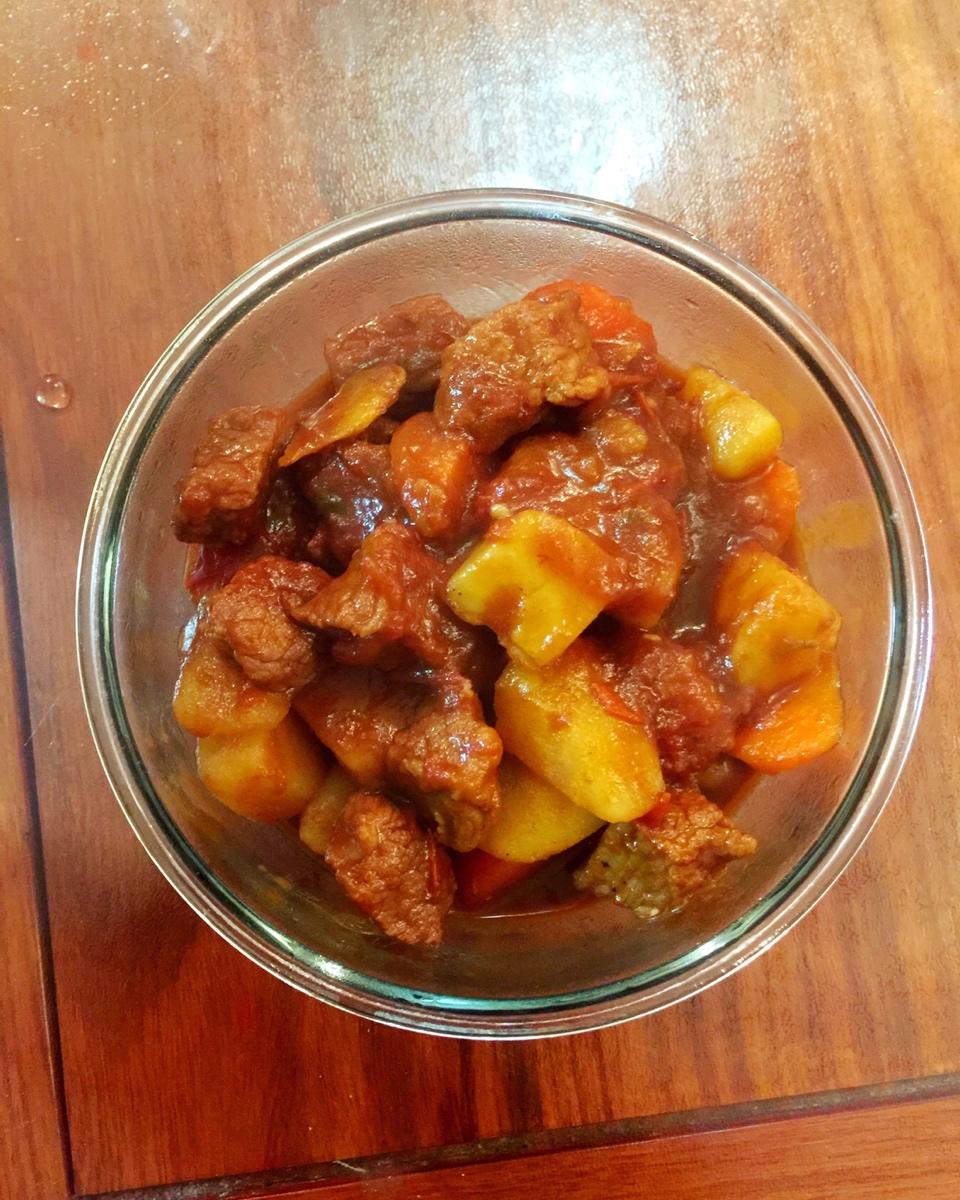 【番茄土豆炖牛腩】