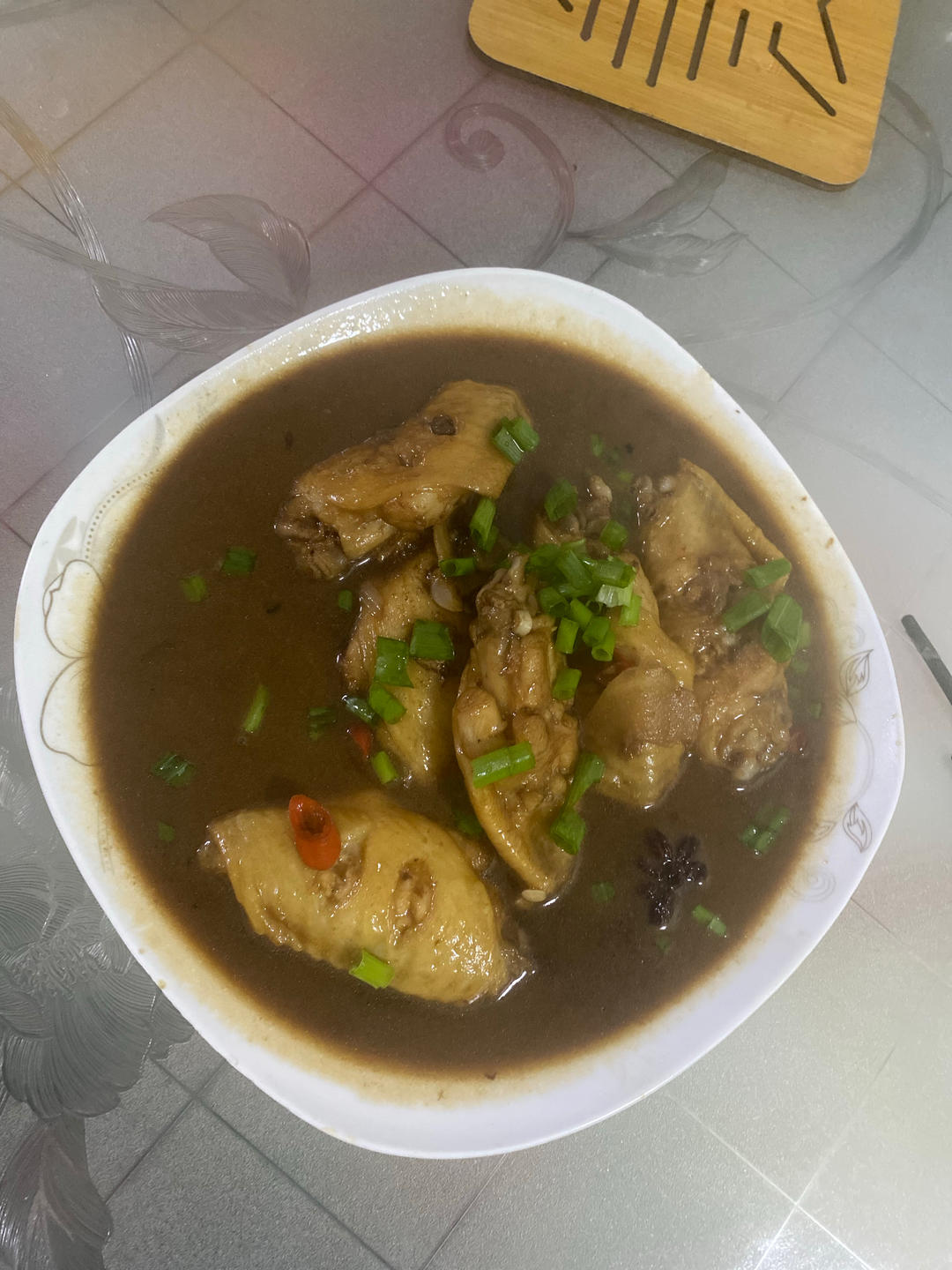 外婆教我的红烧鸡翅·连汤汁都狠好吃！！！