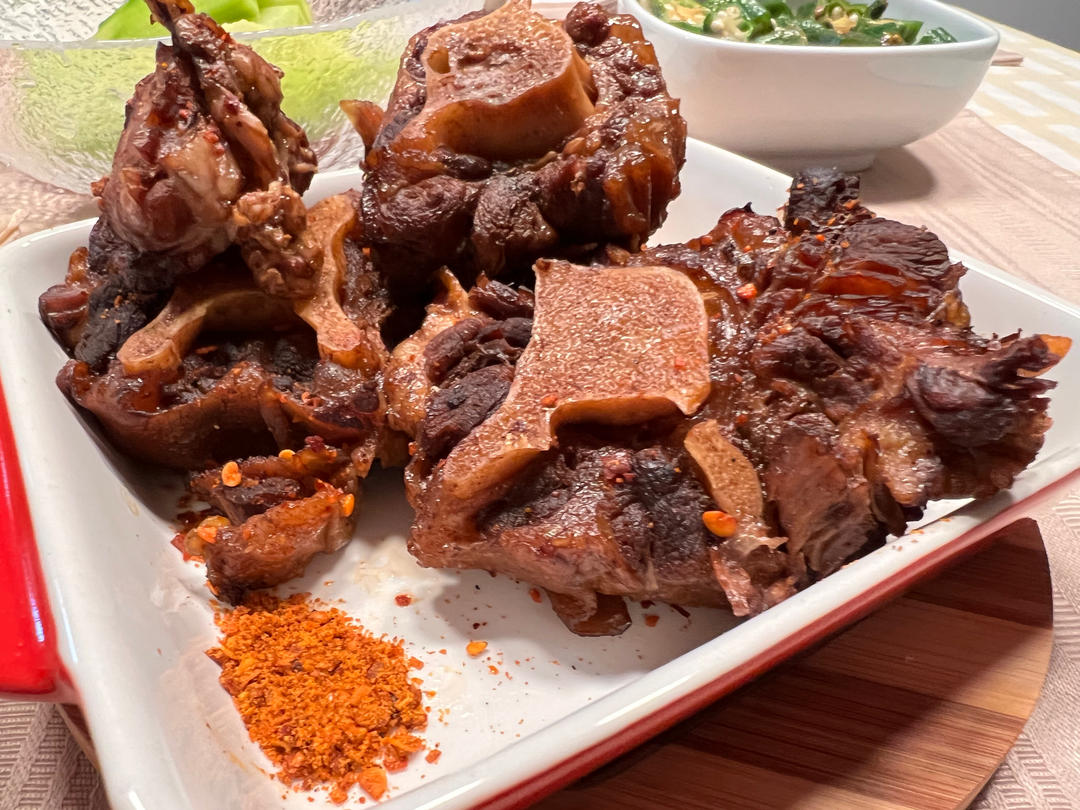 韩式红烧牛尾 Korean style Oxtail stew