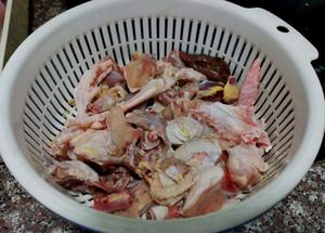 神仙下饭之香菇炖土鸡的做法 步骤1
