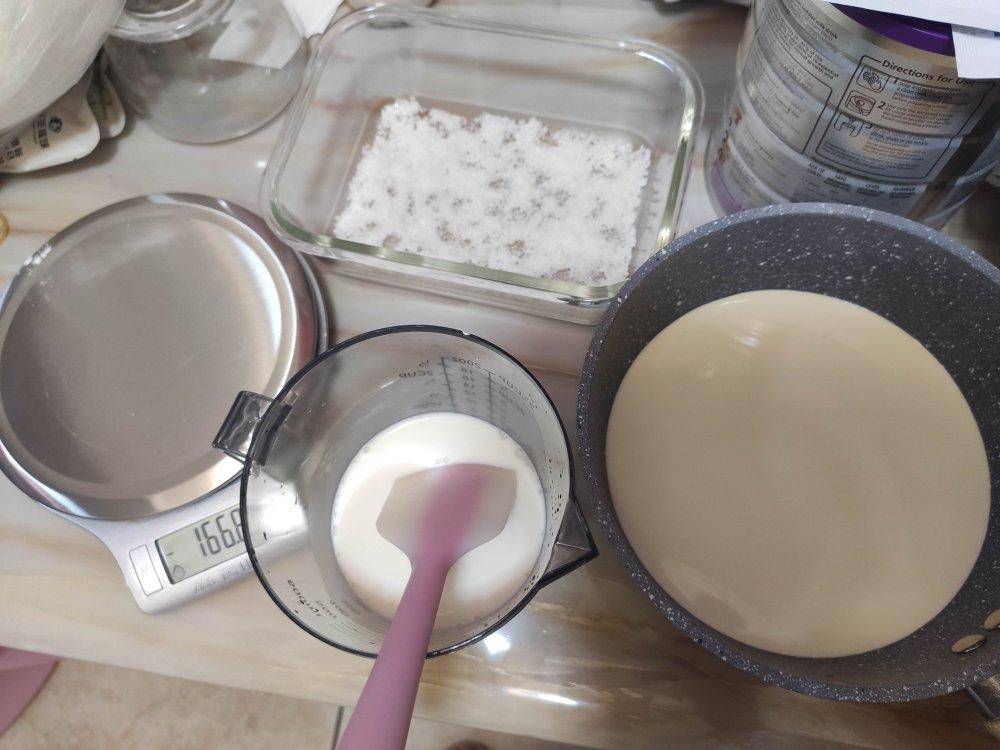 完胜85度C牛奶椰丝小方