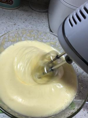 宝宝版纸杯蛋黄蛋糕的做法 步骤4