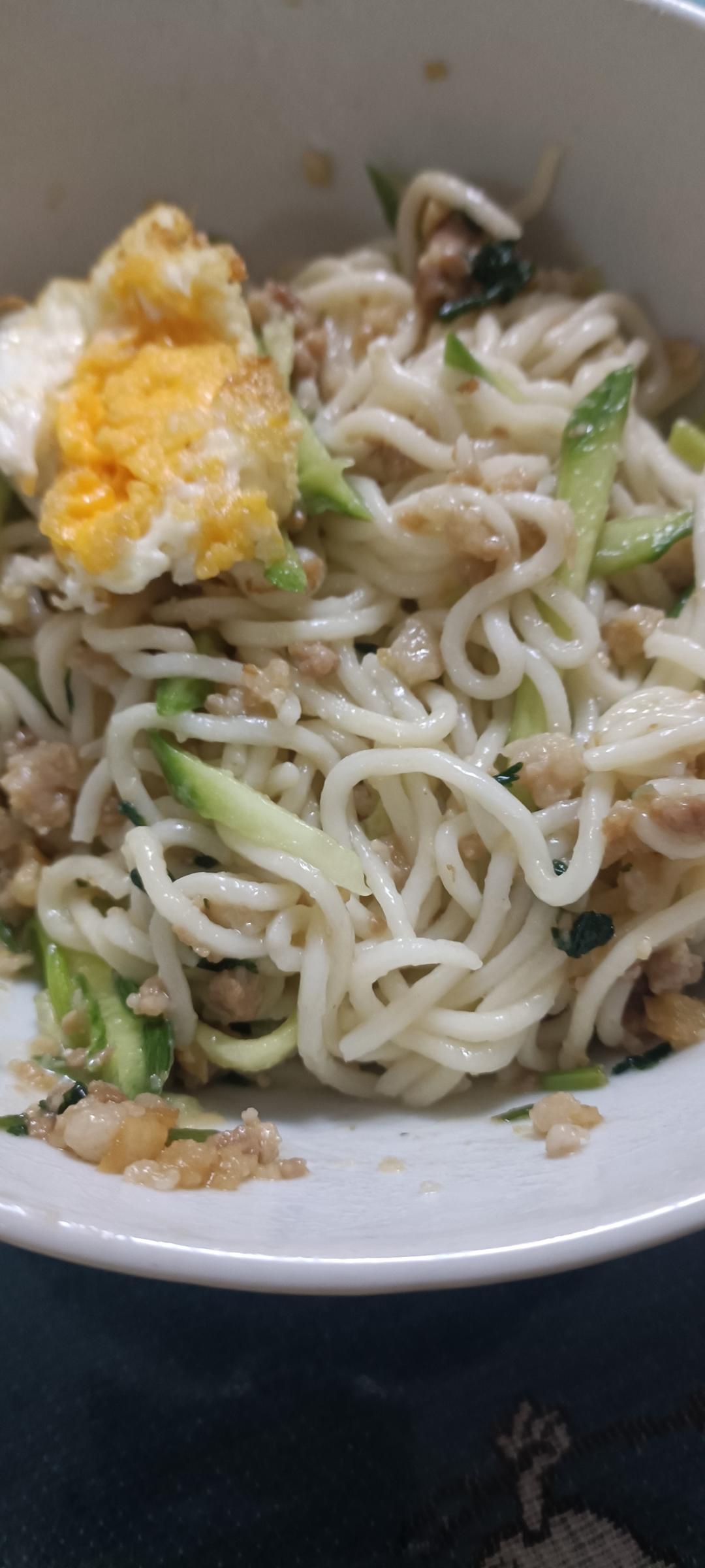 潮式炸酱面