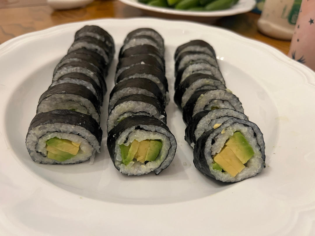 牛油果寿司（avocado roll）