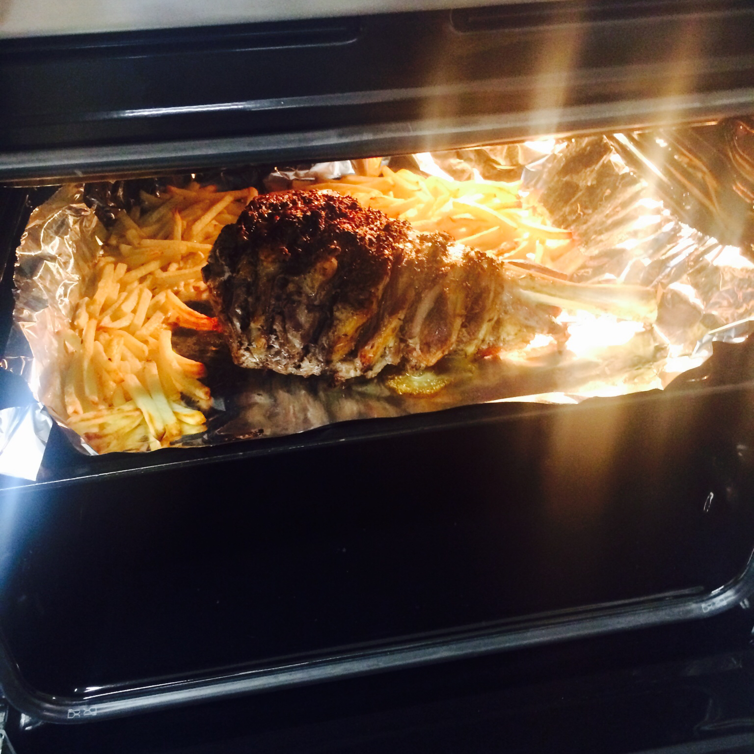 孜然蒜香烤羊腿