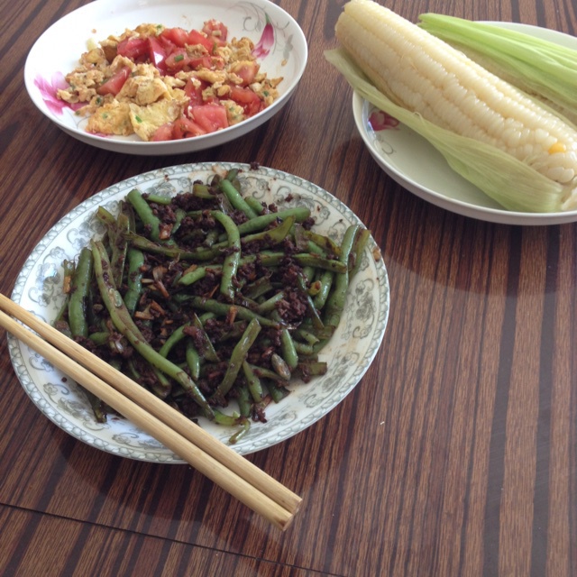 手撕豆角炒肉末