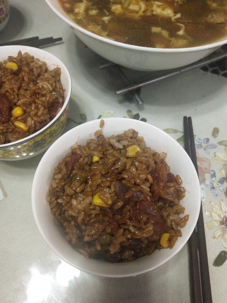 懒人必备～电饭煲腊肠焖饭