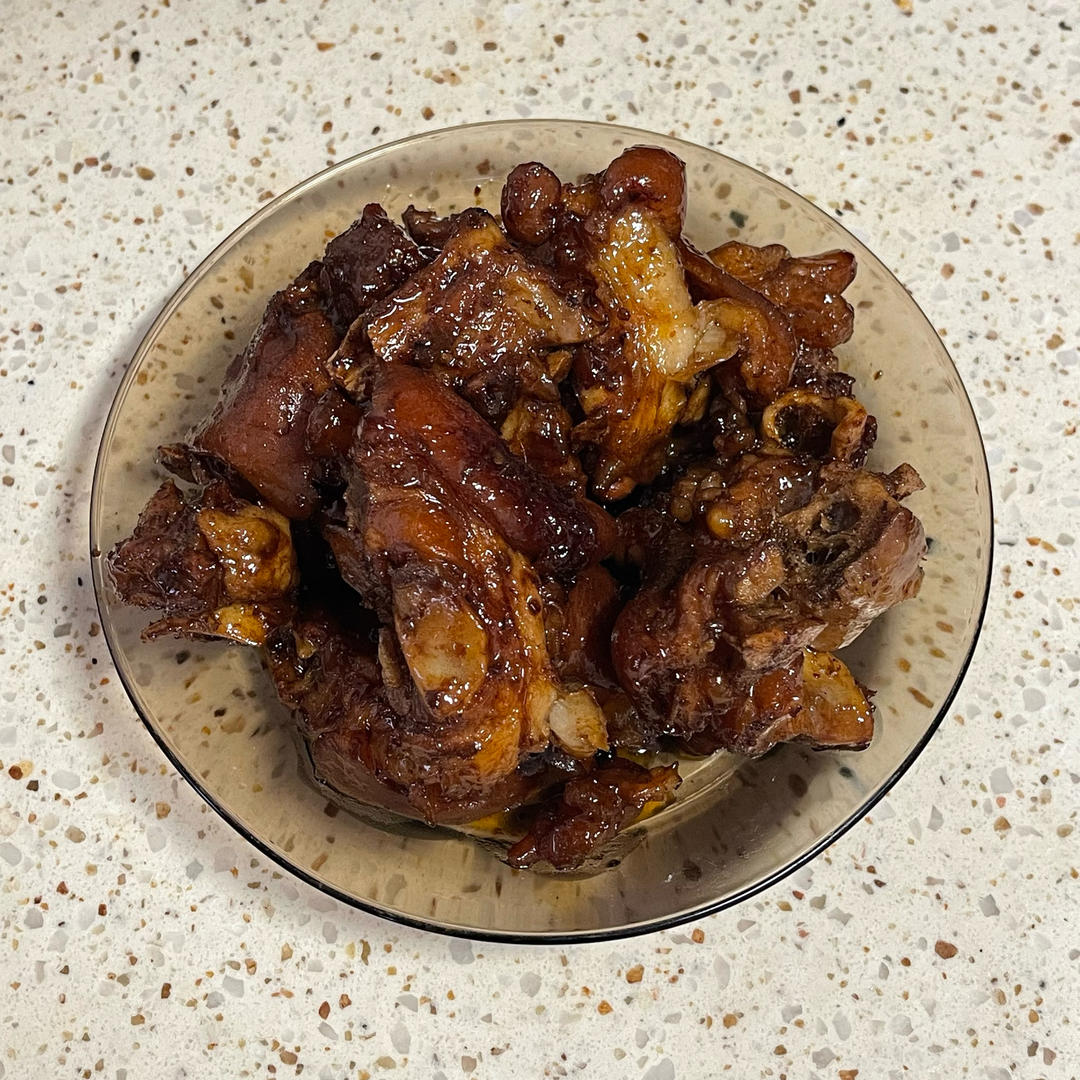 美味的家常菜：红烧猪蹄