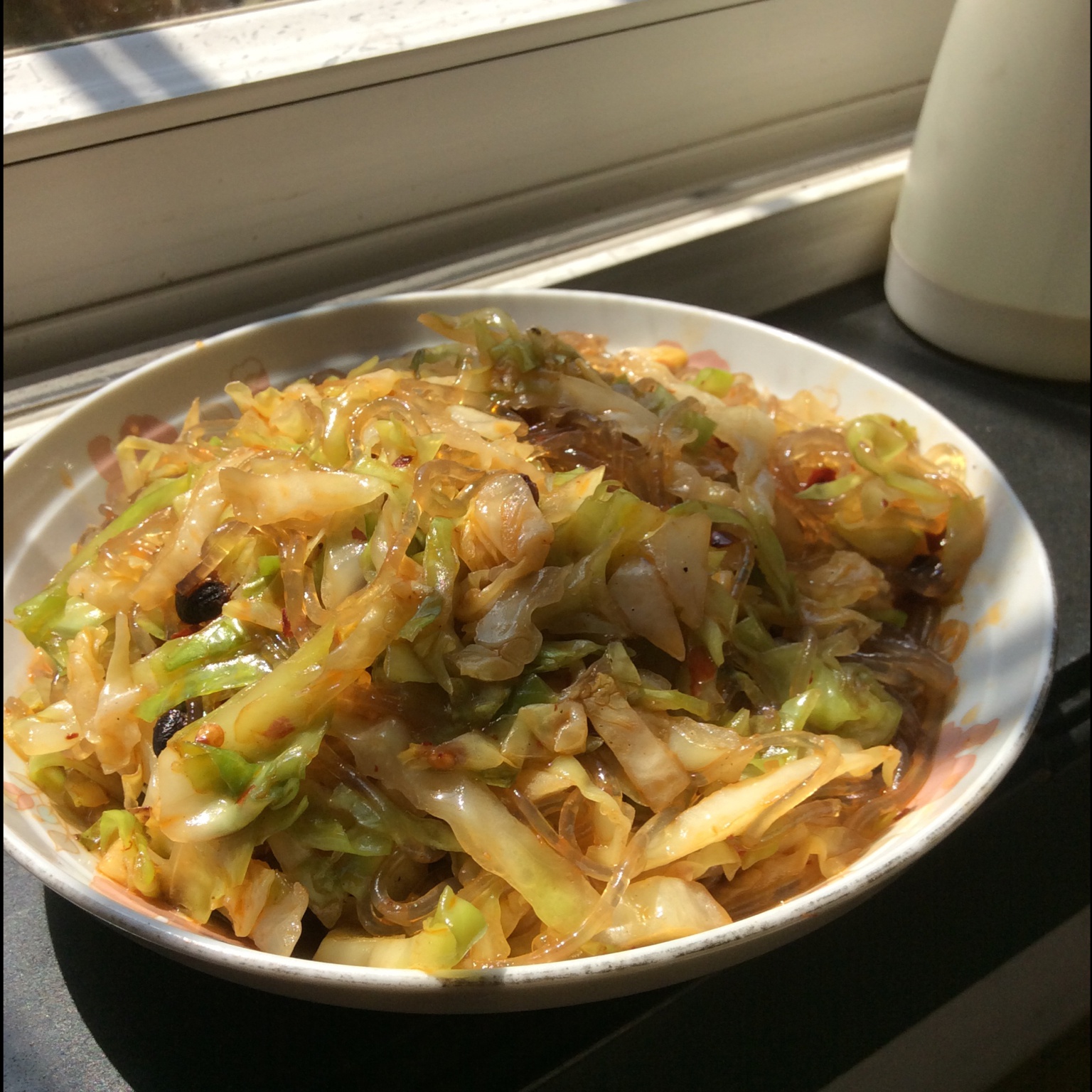 卷心菜炒粉丝 Glass noodles with Cabbage