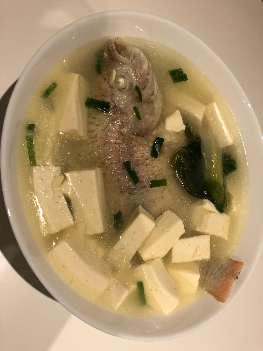 奶白鲫鱼豆腐汤|一条鱼最后的温柔