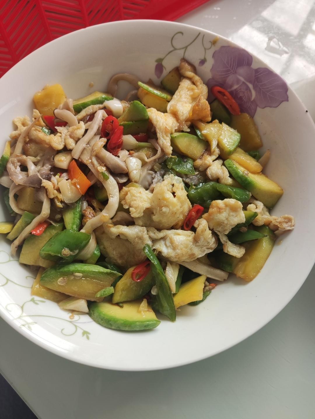 清香的西葫芦炒鸡蛋