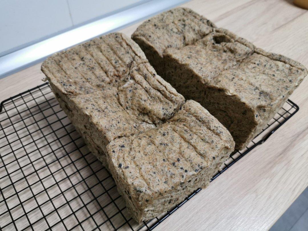 全麦吐司（50%全麦含量）低卡，低热量