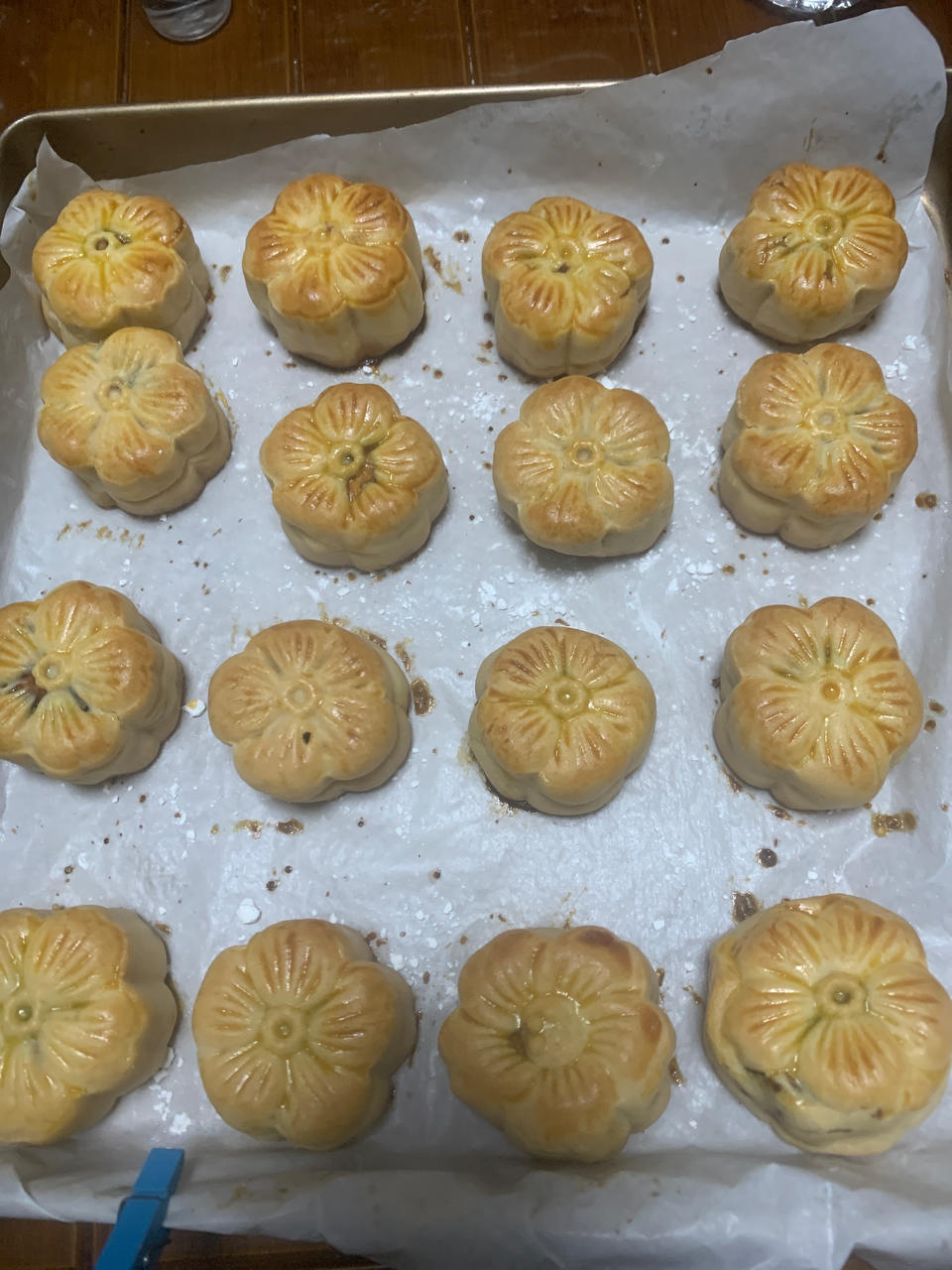 广式月饼—蛋黄莲蓉月饼