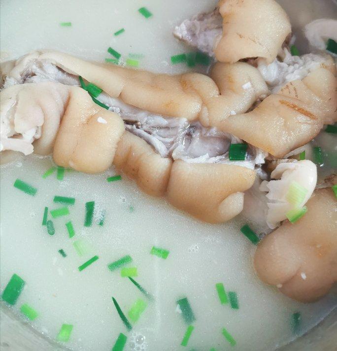大白豆猪蹄汤