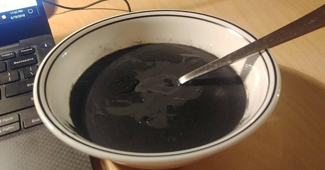 做碗糖水铺一样香滑的芝麻糊，其实不难