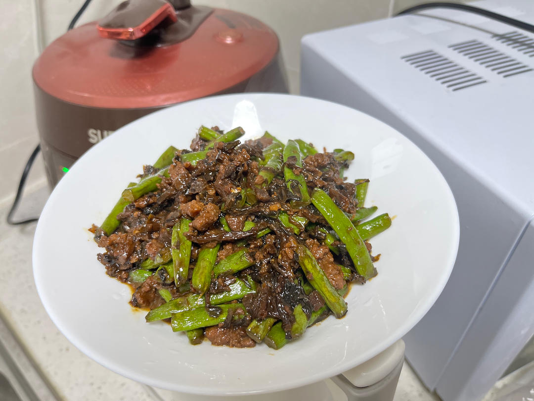 肉末梅菜炒豆角碎