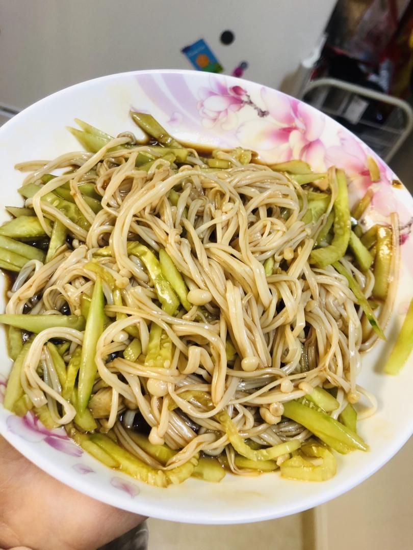 爽口金针菇拌黄瓜🥒