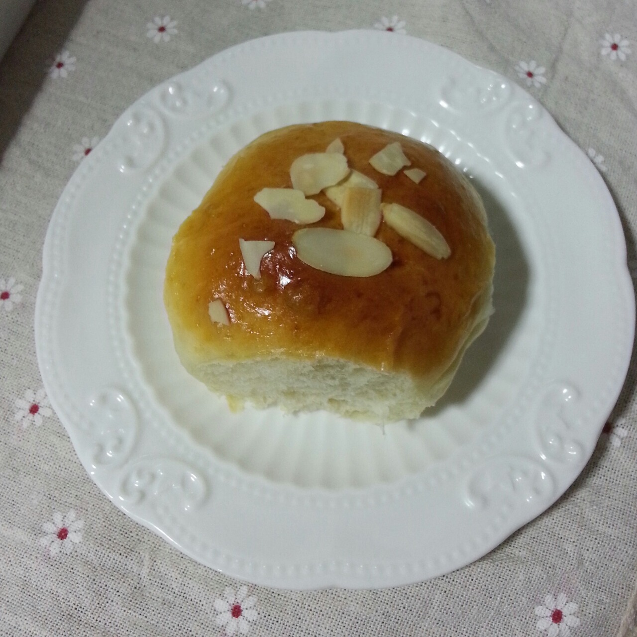 鲜奶油小餐包（一次发酵）