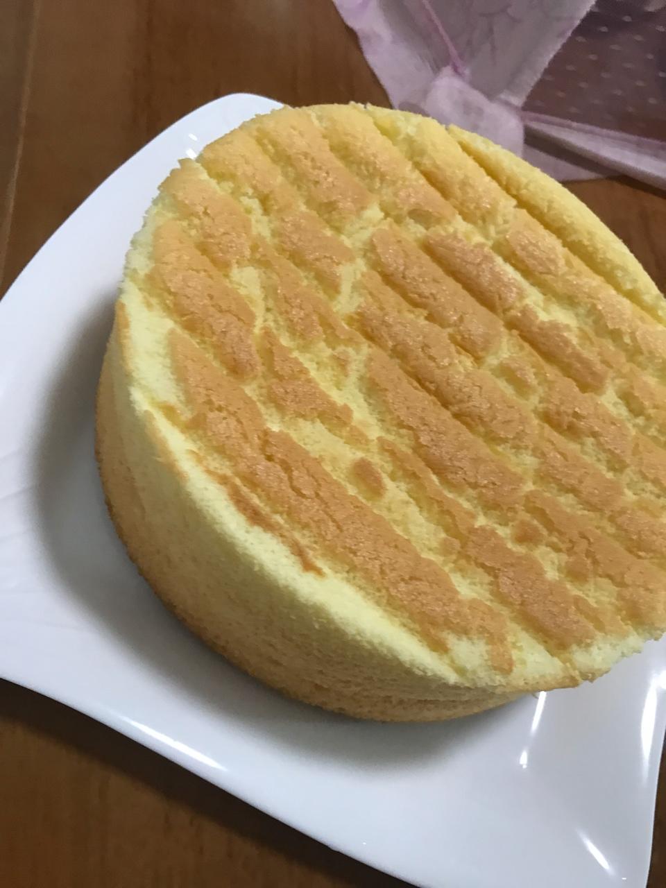 烤箱做蛋糕（戚风蛋糕的做法）
