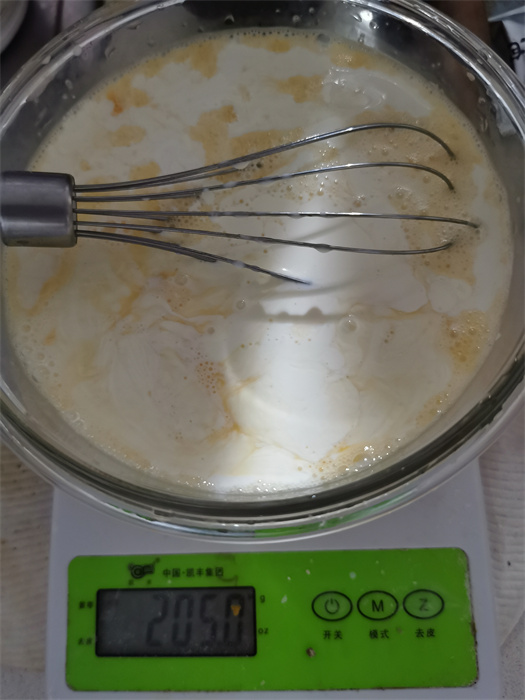 【生酮低碳】一个碗3分钟搞定奶油炖蛋的做法 步骤2