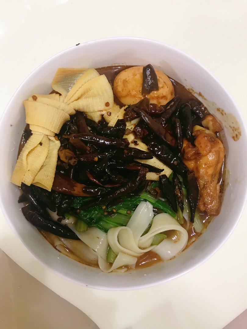 牛肉板面